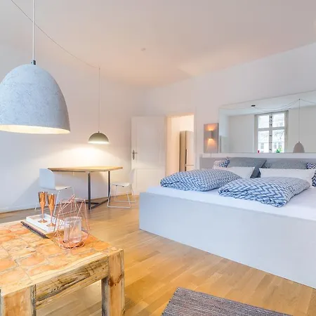 Benkert Links Appartement